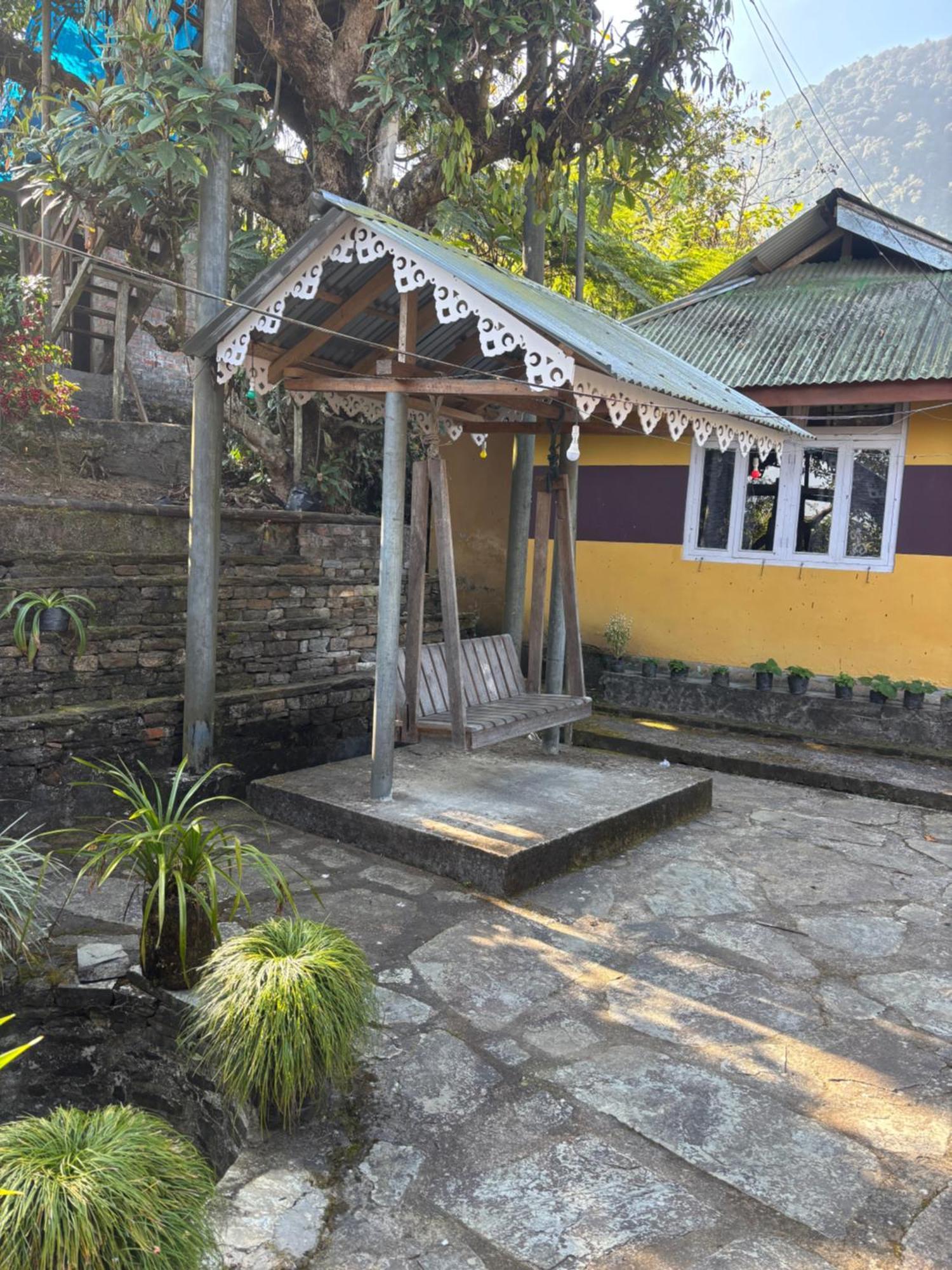Odyssey'S Darap Eco Retreat Apartment เปลลิง ภายนอก รูปภาพ