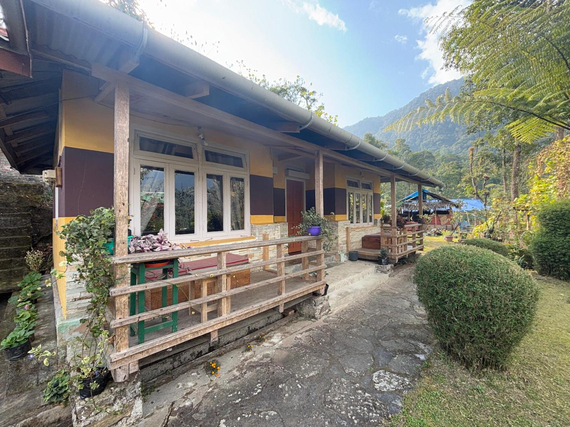 Odyssey'S Darap Eco Retreat Apartment เปลลิง ภายนอก รูปภาพ